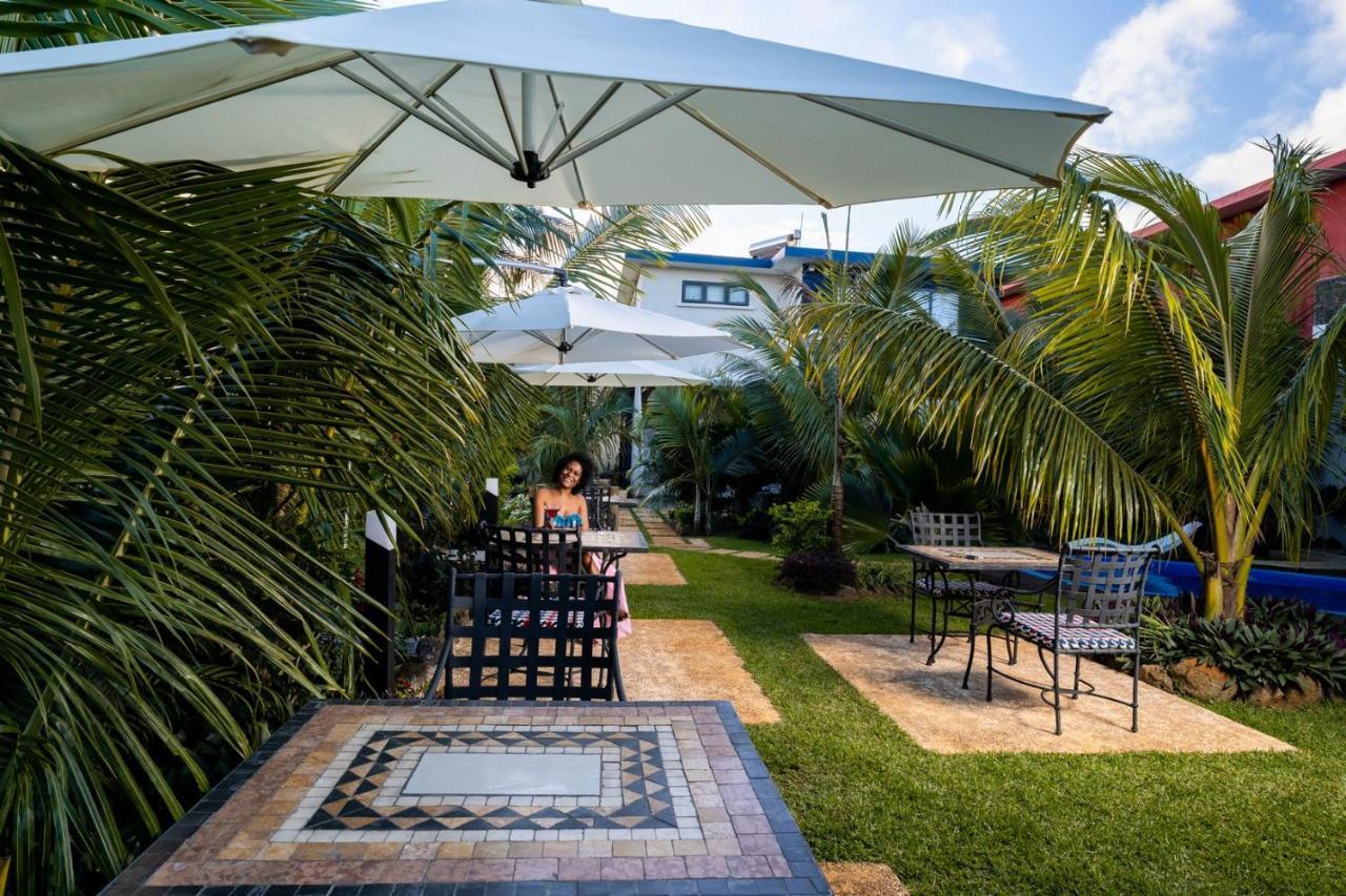 Preety Blue Residence Villas Grand Baie Extérieur photo