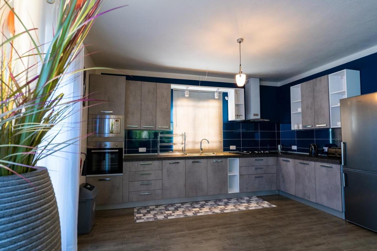 Preety Blue Residence Villas Grand Baie Extérieur photo