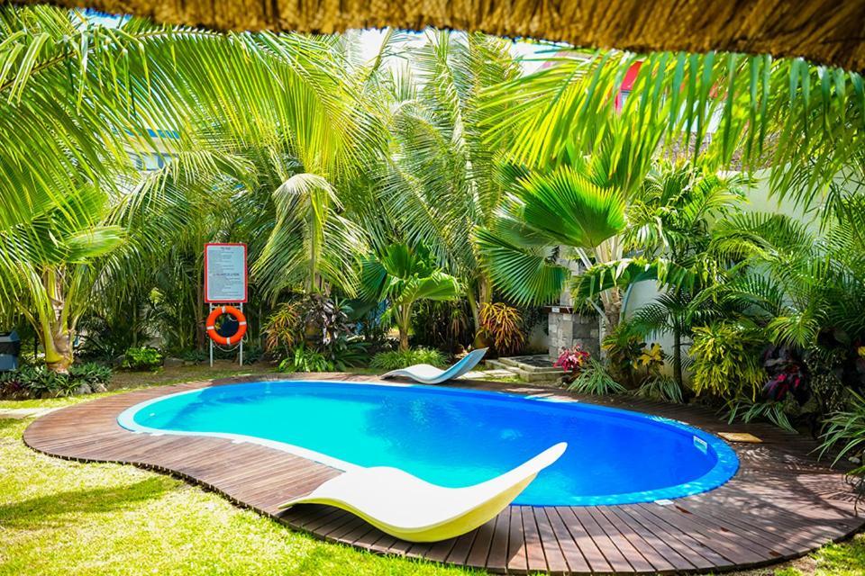 Preety Blue Residence Villas Grand Baie Extérieur photo